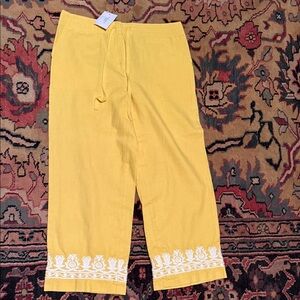 Embroidered Hem Cropped Linen Pants & cotton floral top